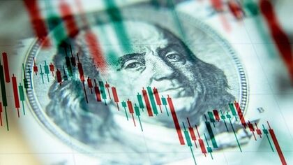 قیمت دلار امروز ۱۲ مهر ۱۴۰۵ / دلار اصلاح کرد + جدول