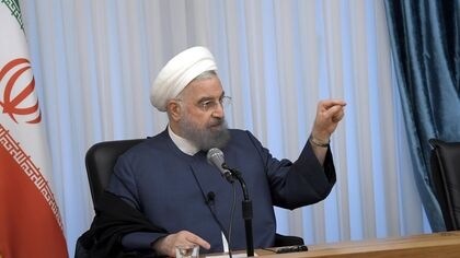 روحانی: چه کسی اعصاب دارد به صداوسیما گوش دهد؟/ رئیس‌جمهور می‌گوید من نگاه نمی‌کنم، اصلا چه کسی می‌تواند نگاه کند؟
